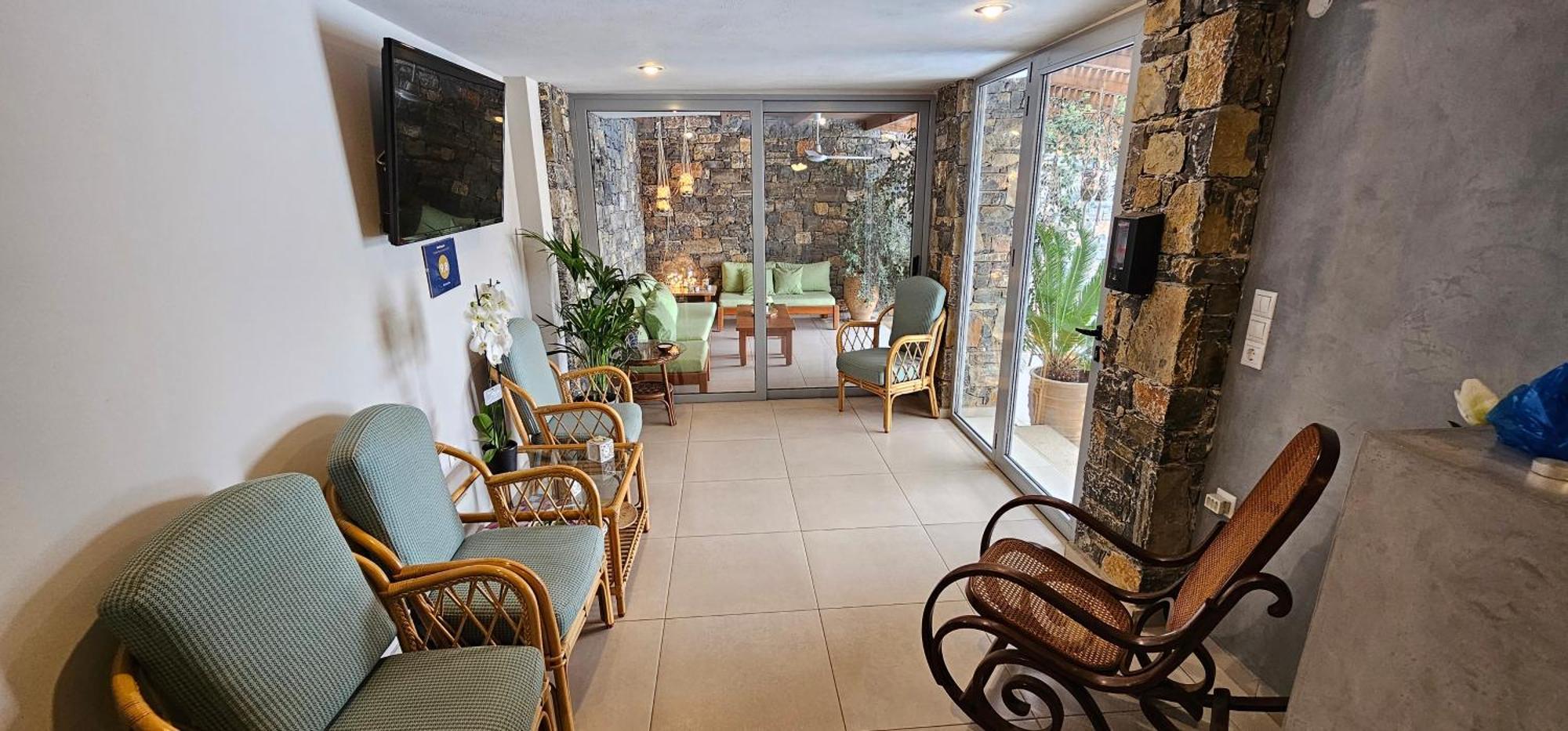 Asteri Apartments Und Studios Makrýgialos المظهر الخارجي الصورة