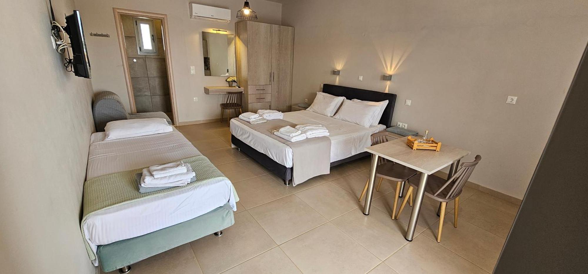 Asteri Apartments Und Studios Makrýgialos المظهر الخارجي الصورة