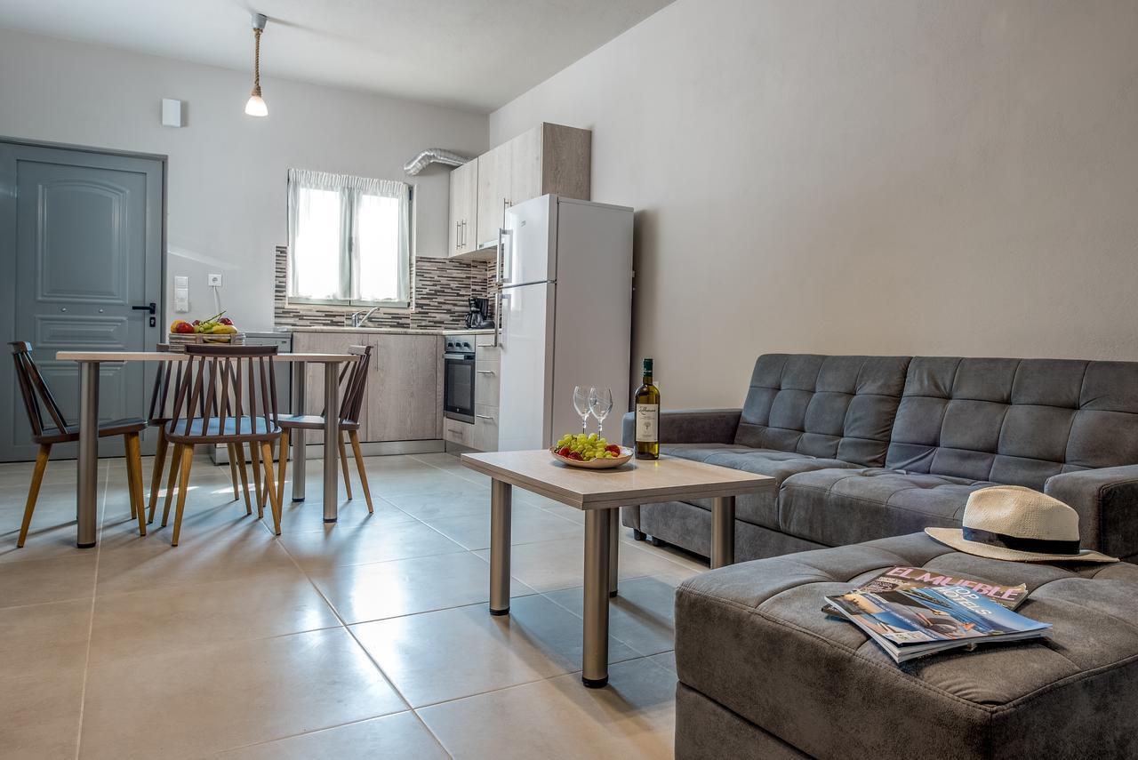 Asteri Apartments Und Studios Makrýgialos المظهر الخارجي الصورة