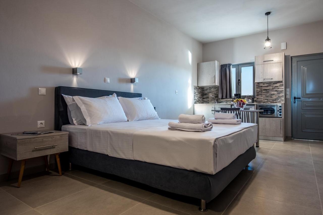 Asteri Apartments Und Studios Makrýgialos المظهر الخارجي الصورة